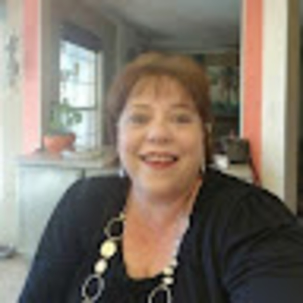 Meet your Posher, Carmen